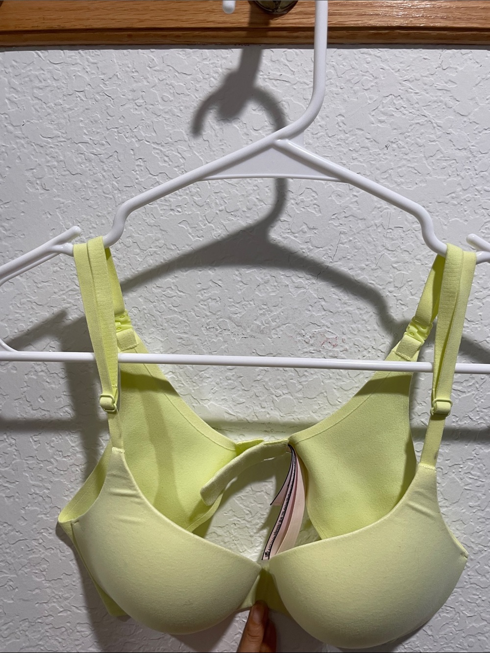 Victoria's Secret Pale Yellow T-Shirt Bra with Adjustable Straps